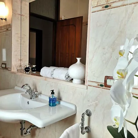Casa Paradisi Holiday home Stra